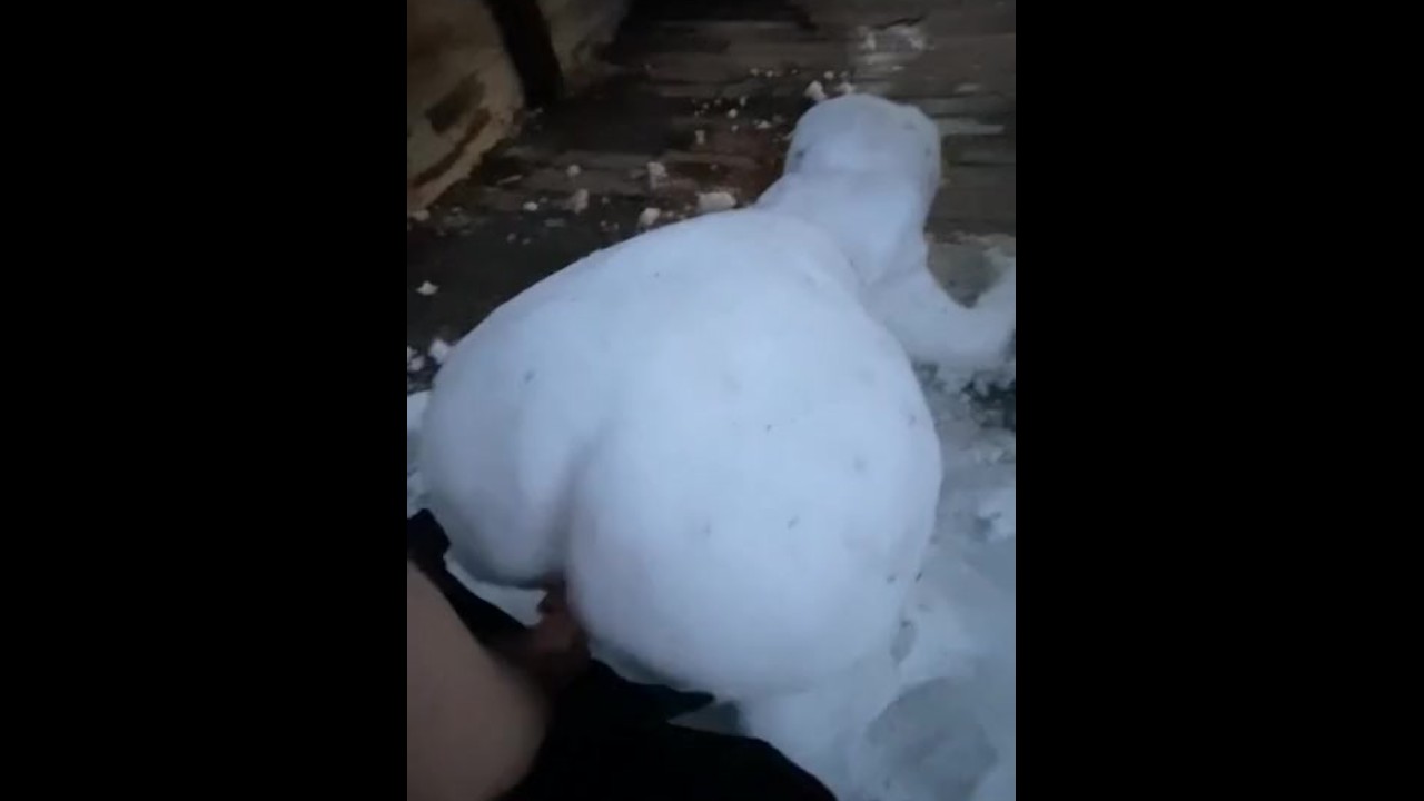 debby metz recommends teen gets fucked by snowman pic