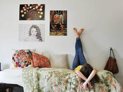 christopher burnie recommends tumblr dorm room girls pic