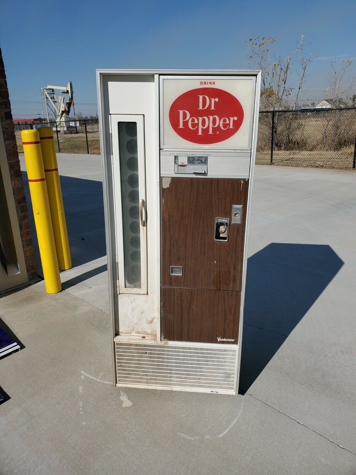 christian bissonnette recommends Vintage Dr Pepper Machine