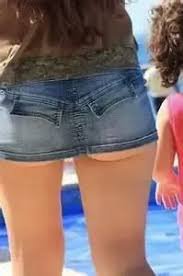 chris dockerty share women in very short shorts in public photos
