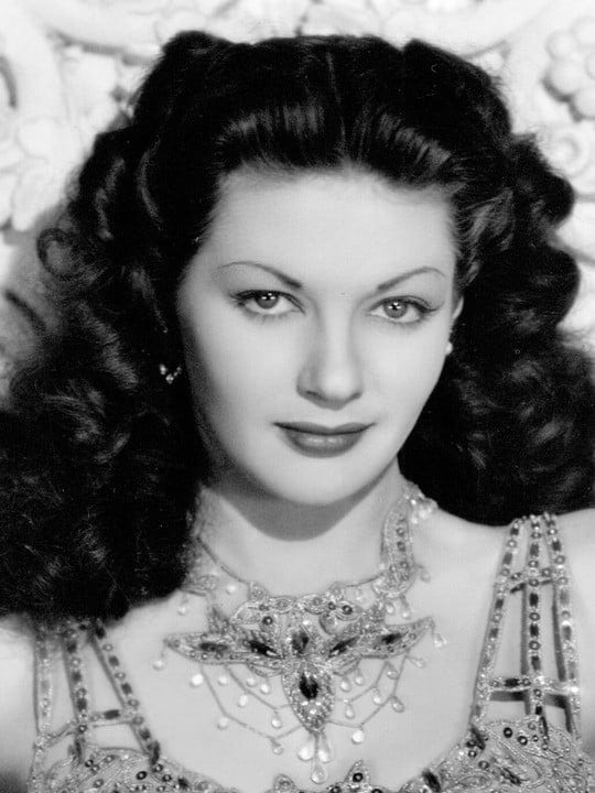 amy gunn share yvonne de carlo porn photos